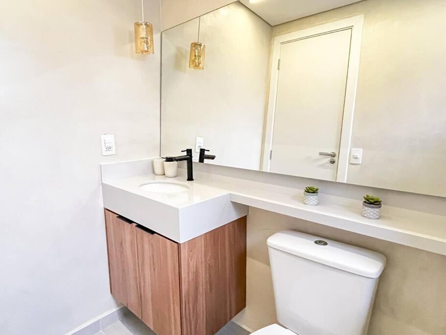 Apartamento 1 Dorm-shop Frei Caneca, Av Paulista, Hosp Sirio E 9 De Julho *