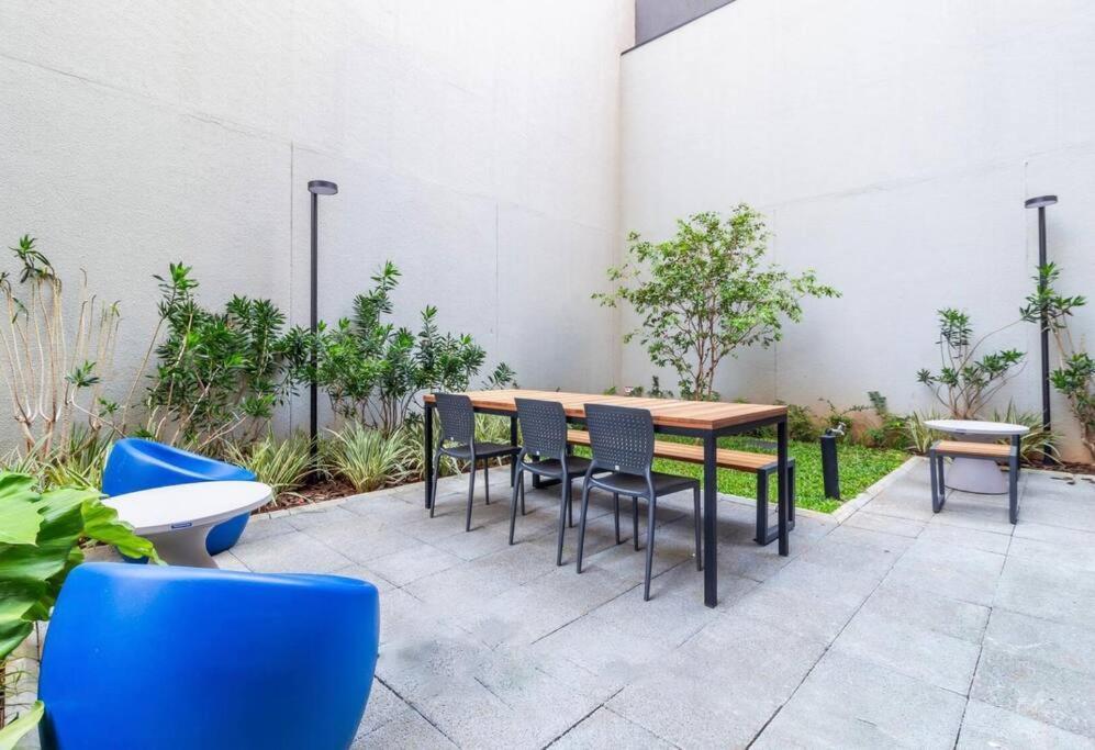 Apartamento 1 Dorm-shop Frei Caneca, Av Paulista, Hosp Sirio E 9 De Julho *